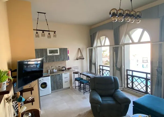 Azzurra Panoramic Sea & Pool View 1br * Hurghada