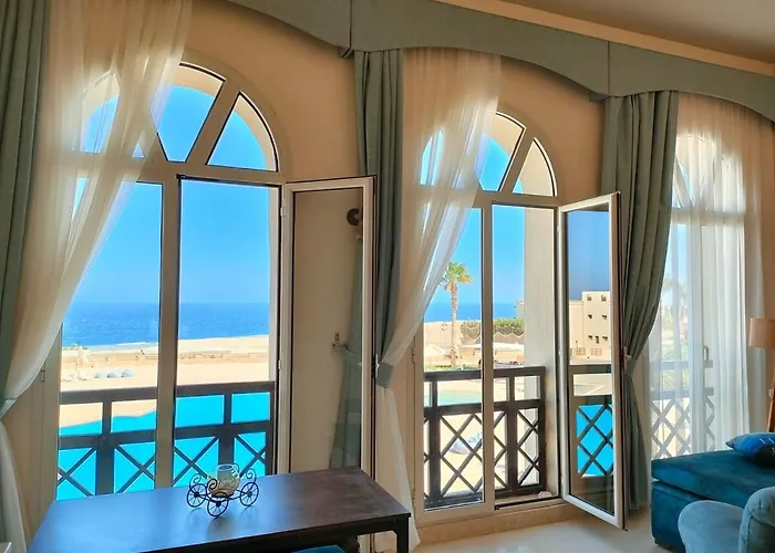 Azzurra Panoramic Sea & Pool View 1br Apartment